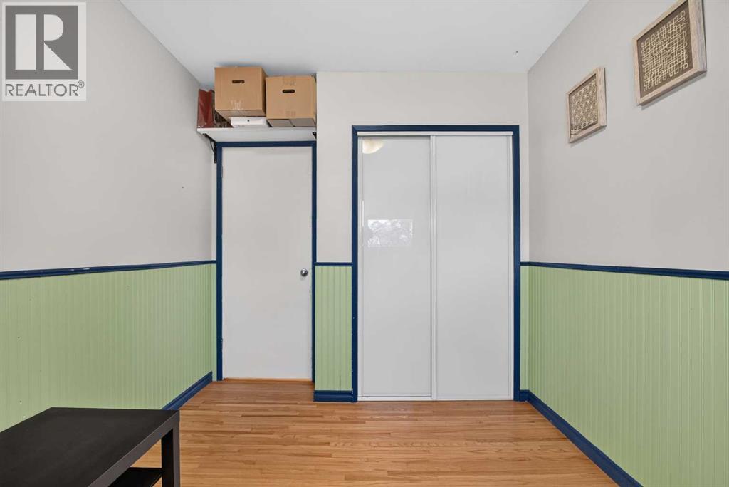 4539 26 Avenue SW - 17