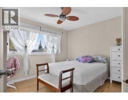 4539 26 Avenue Sw, Calgary, AB T3E0P8 Photo 14
