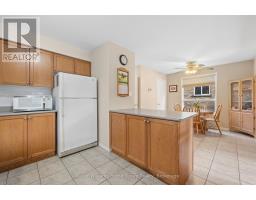 Bathroom - 97 Teal Drive, Guelph, ON N1C1H2 Photo 10