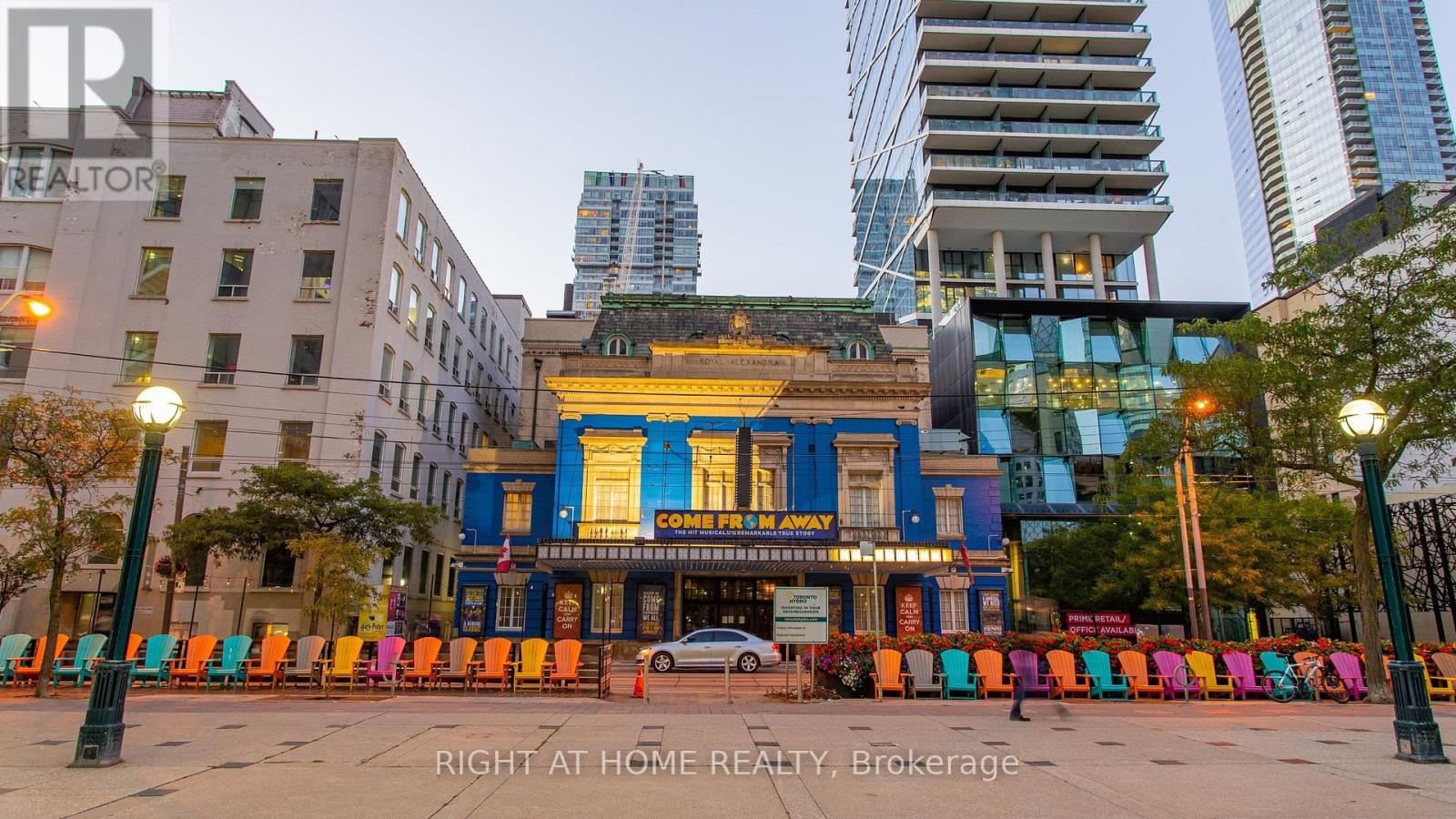 108 Peter Street — photo 46