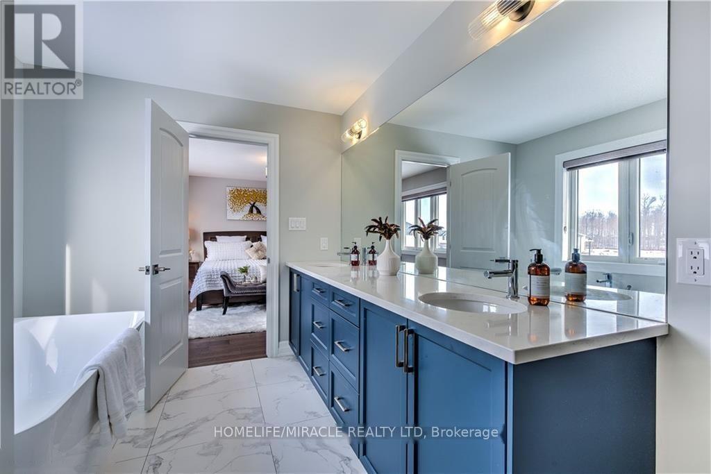 1546 Medway Park Drive — photo 41