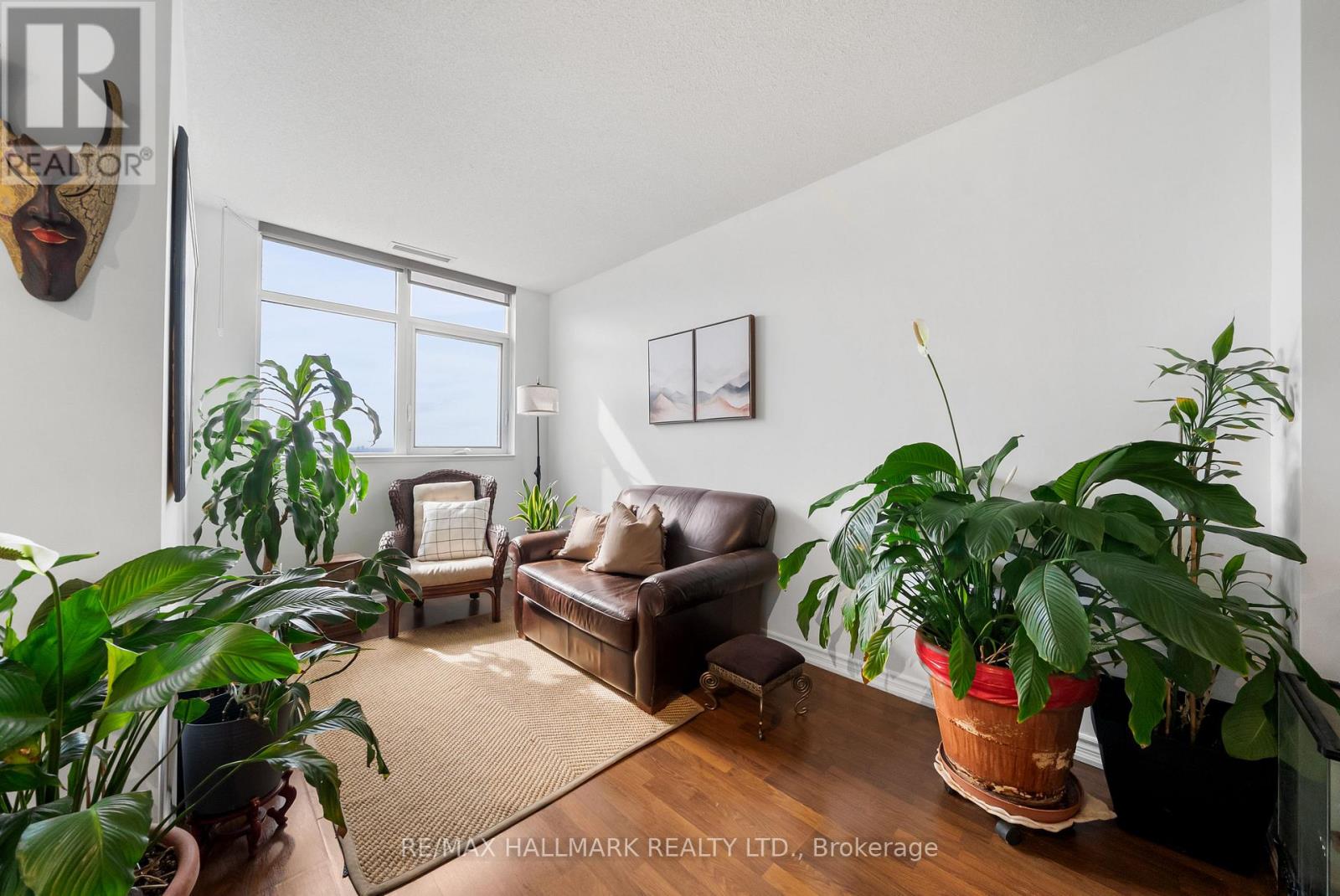Photo 15 of 1609 - 9235 Jane Street, Vaughan (Maple)