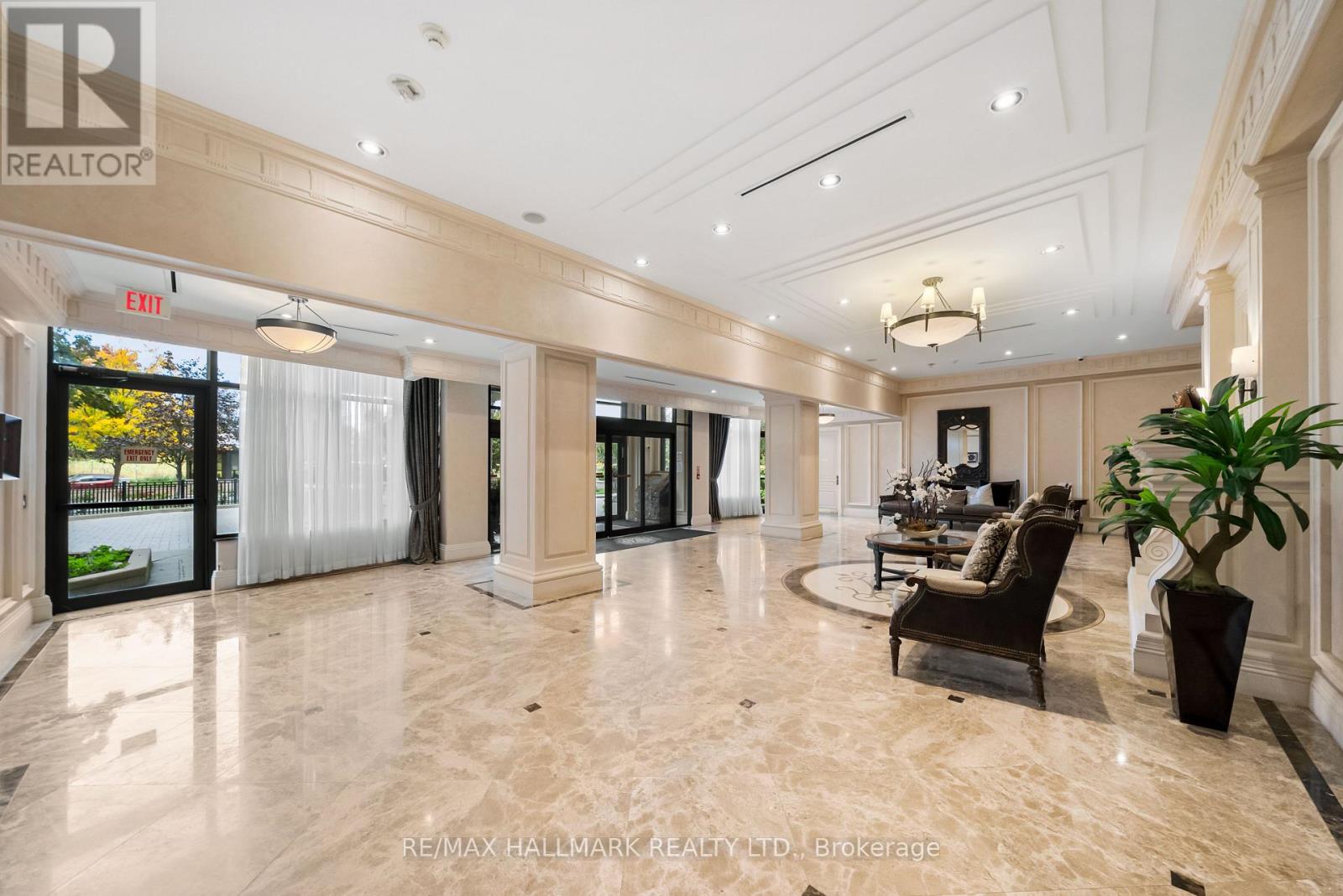 Photo 36 of 1609 - 9235 Jane Street, Vaughan (Maple)