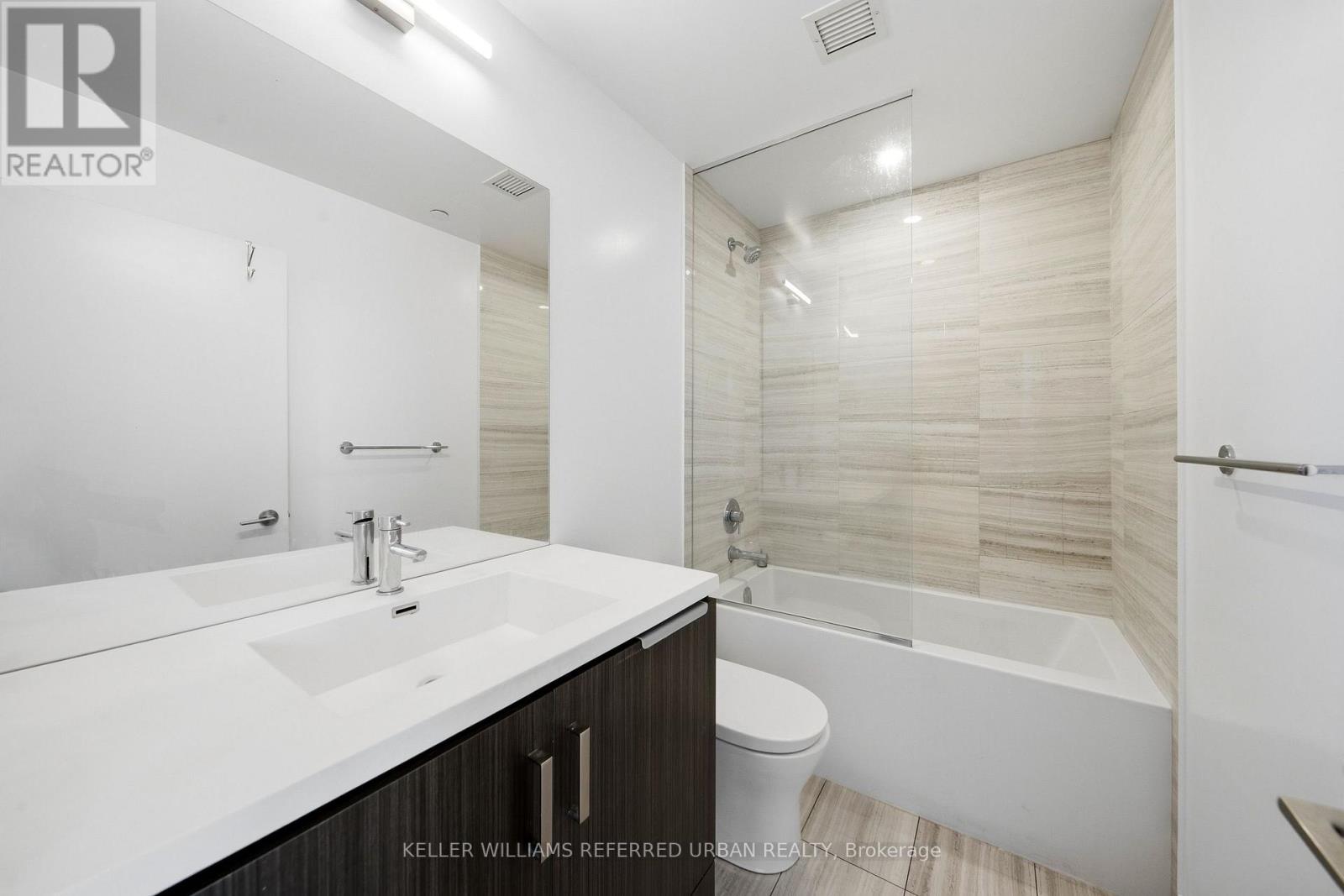 706- 38 Honeycrisp Crescent, Vaughan, ON photo 18