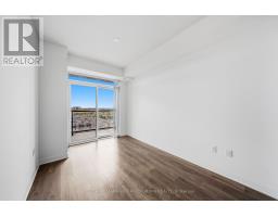 706 - 38 Honeycrisp Crescent, Vaughan, ON L4K0M8 Photo 13