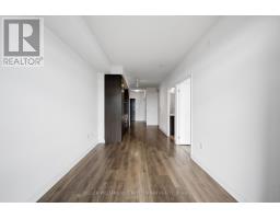 706 - 38 Honeycrisp Crescent, Vaughan, ON L4K0M8 Photo 14