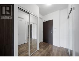 706 - 38 Honeycrisp Crescent, Vaughan, ON L4K0M8 Photo 6