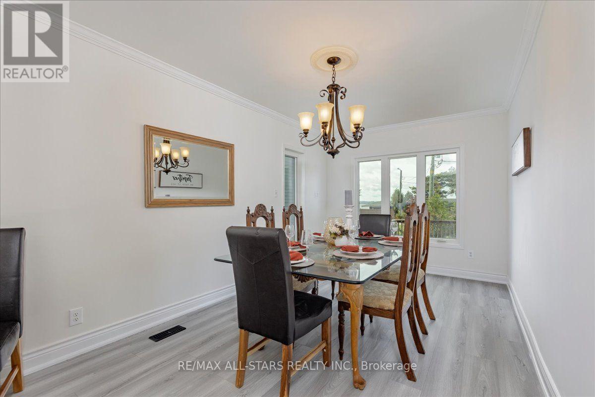 369 Lake Drive, Georgina, ON photo 9