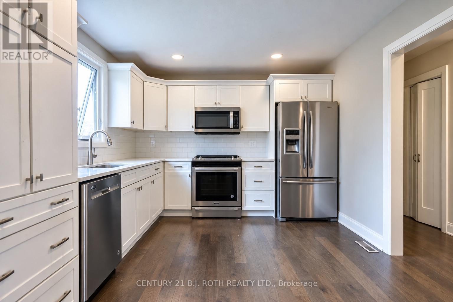 93 Grove Street East, Barrie, ON photo 13