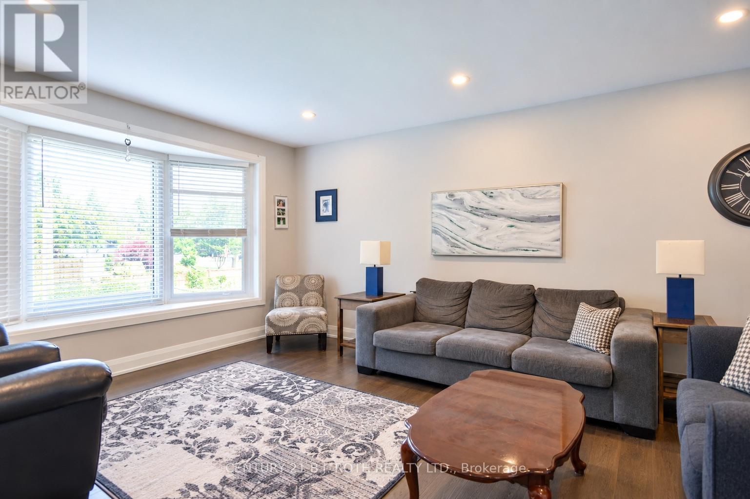 93 Grove Street East, Barrie, ON photo 7
