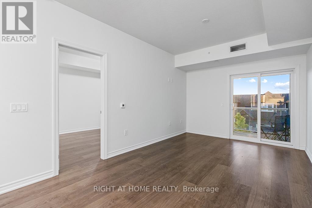 #215 5 SPOONER CRESCENT - 17