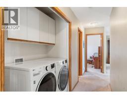 48 Headlands Close - photo 20