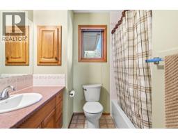 48 Headlands Close - photo 23