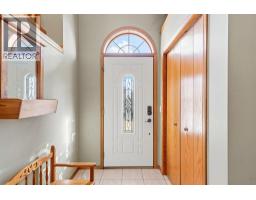 48 Headlands Close - photo 6