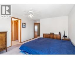48 Headlands Close - photo 26