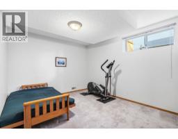 48 Headlands Close - photo 39