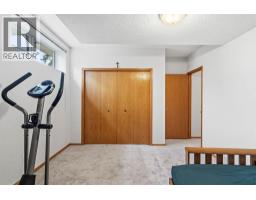 48 Headlands Close - photo 40
