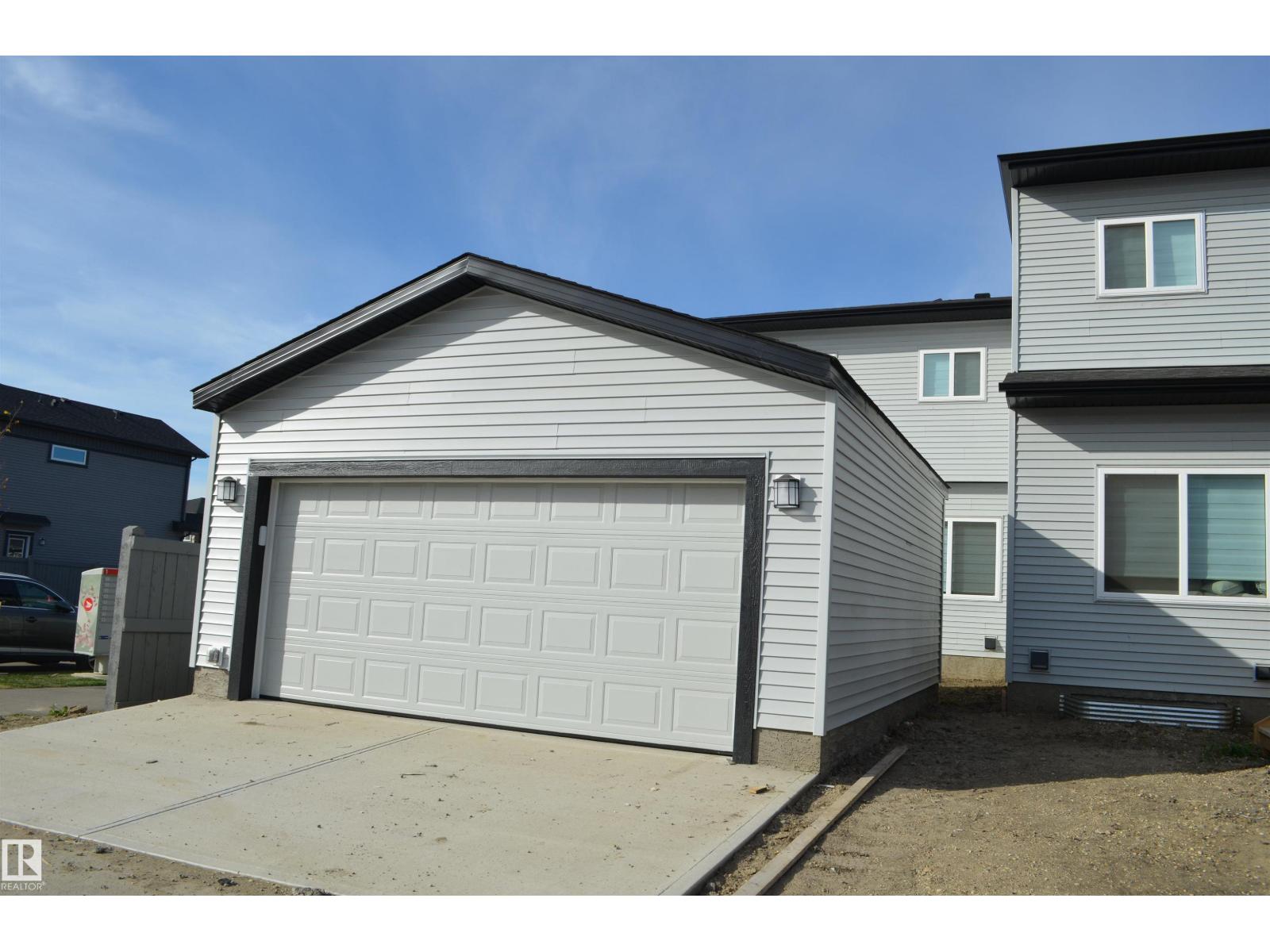1081 BERG PL - 2