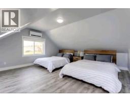 815 Webster Road, Kelowna, BC V1P1C2 Photo 13