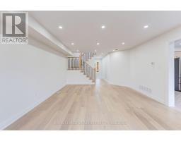 38 Charleswood Circle, Brampton, ON L7A1Z2 Photo 9