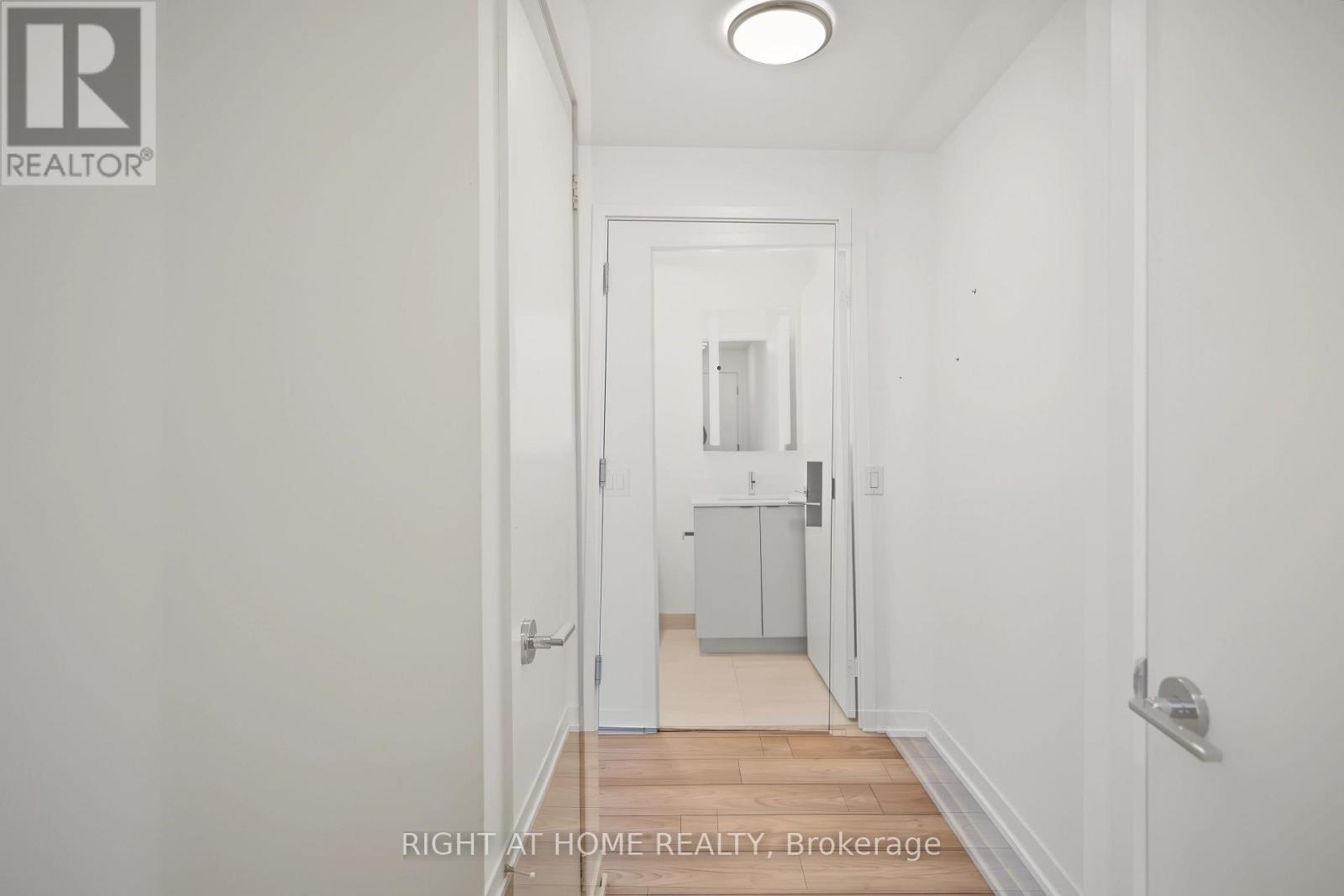#335 285 DUFFERIN STREET - 7