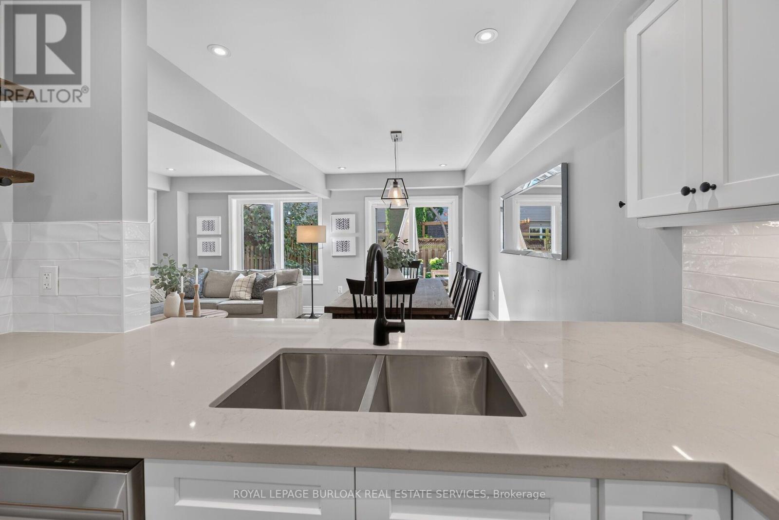 #89 4055 FOREST RUN AVENUE - 11