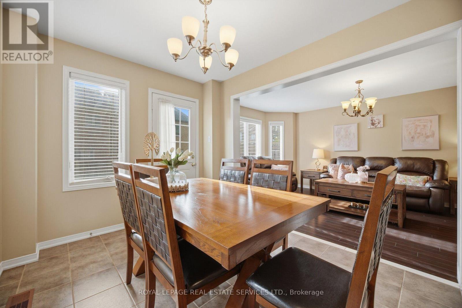 332 Duncan Lane North, Milton, ON photo 12