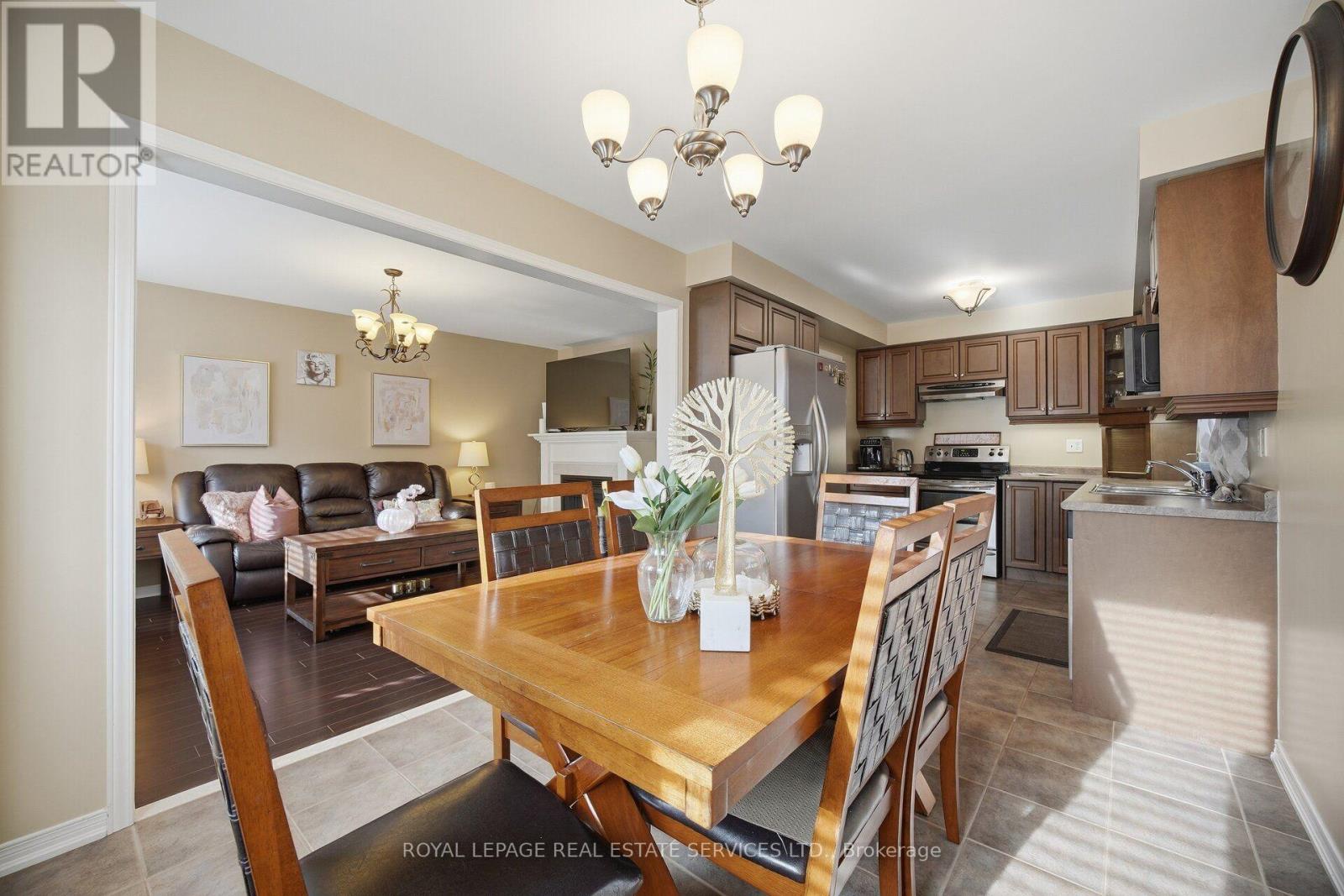 332 Duncan Lane North, Milton, ON photo 16