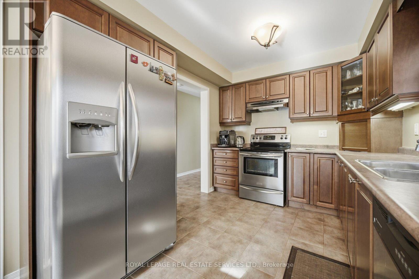 332 Duncan Lane North, Milton, ON photo 17