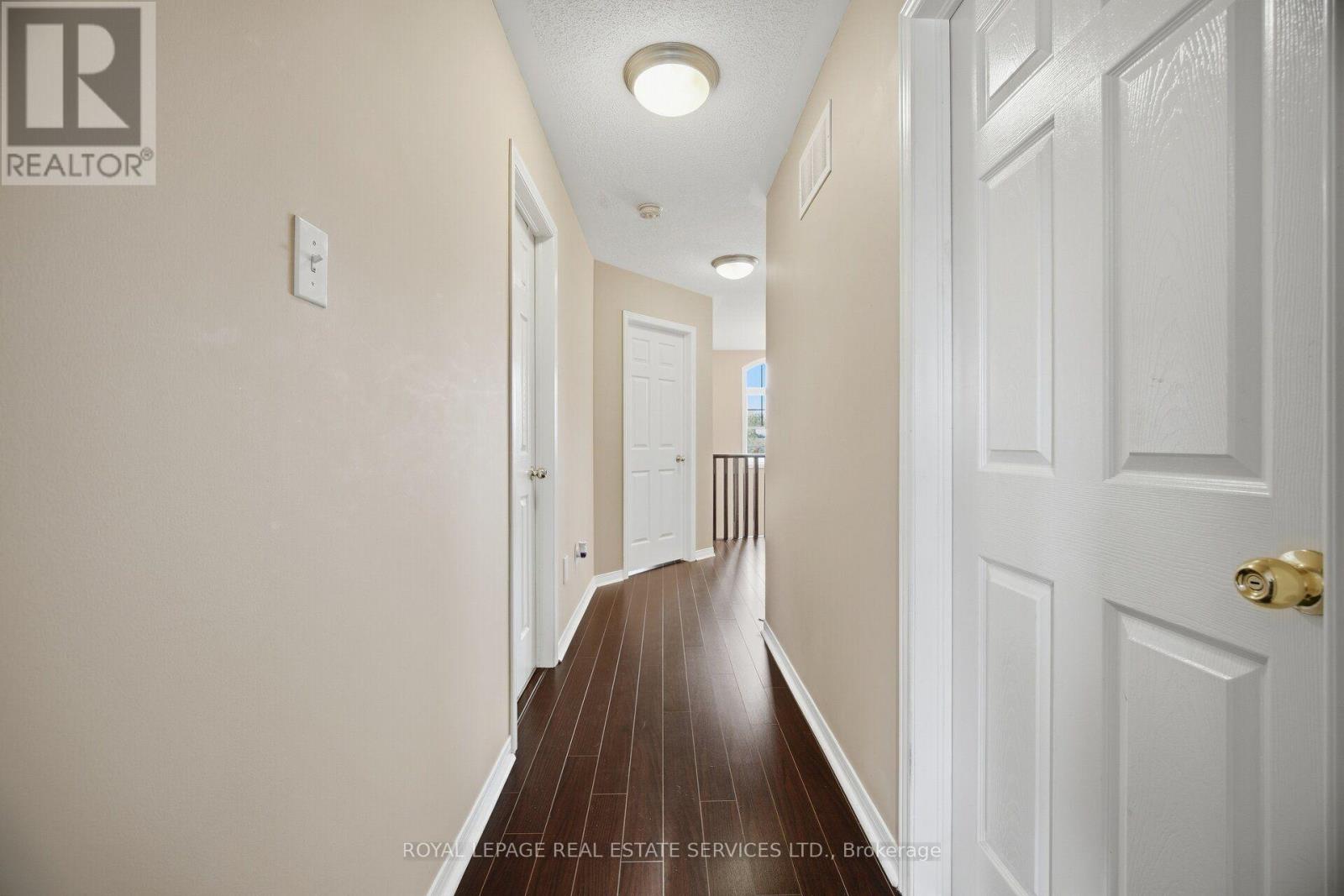 332 DUNCAN LANE N - 40