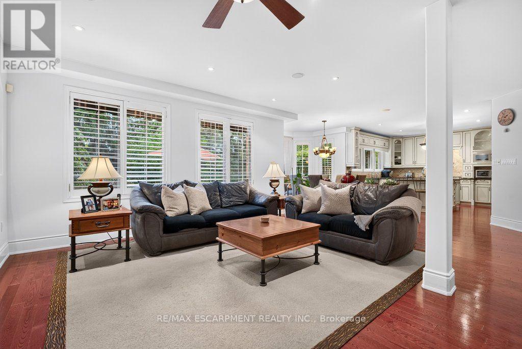 4278 CLUBVIEW DRIVE - 16