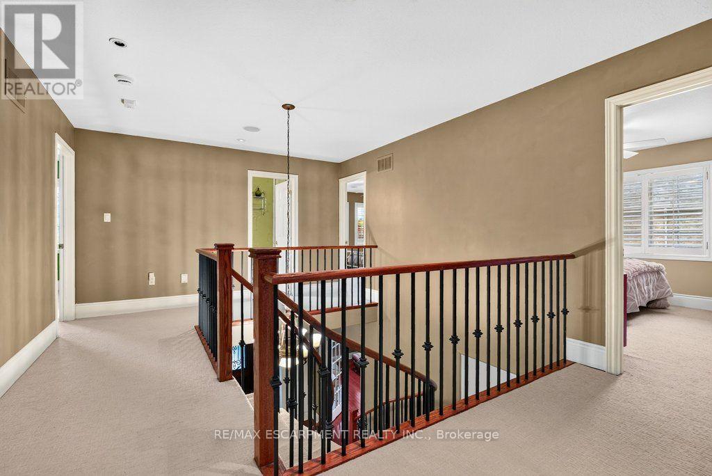 4278 Clubview Drive, Burlington, ON photo 21