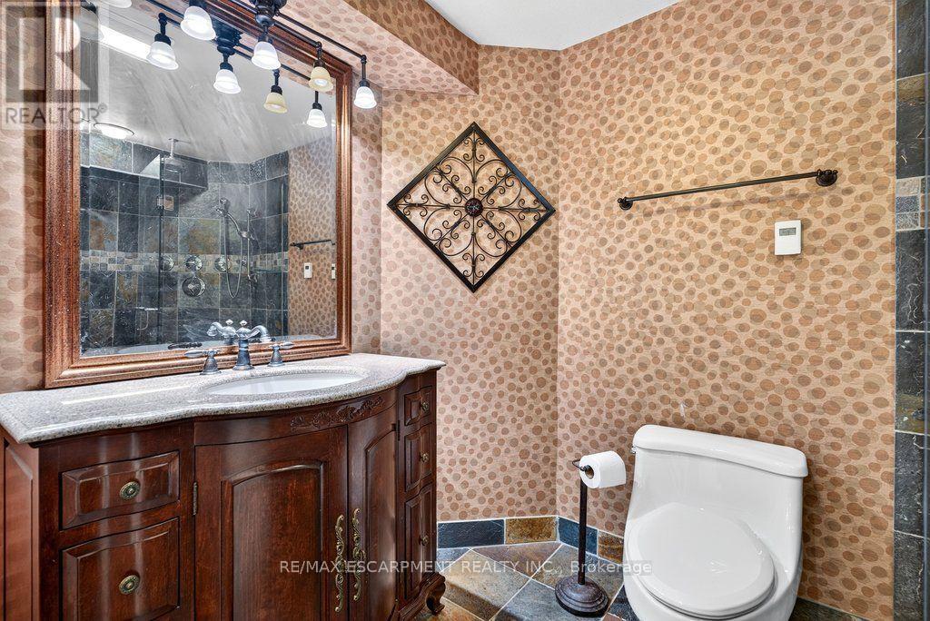 4278 CLUBVIEW DRIVE - 37
