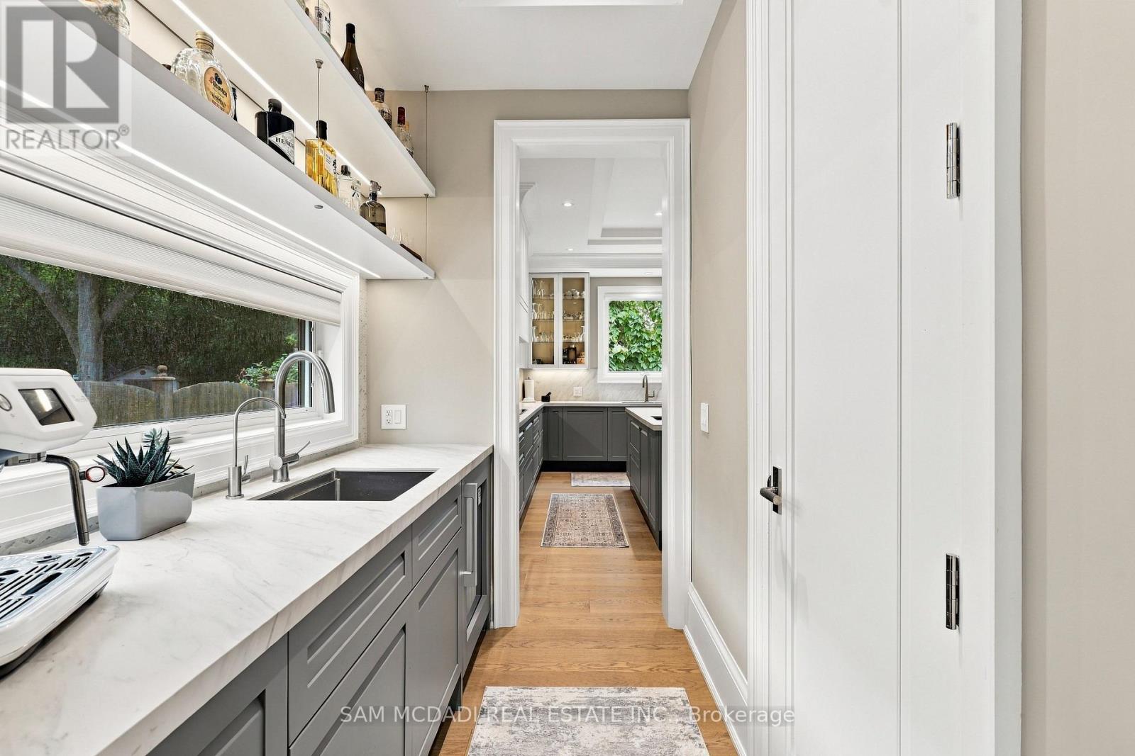 902 PARKLAND AVENUE - Image 12