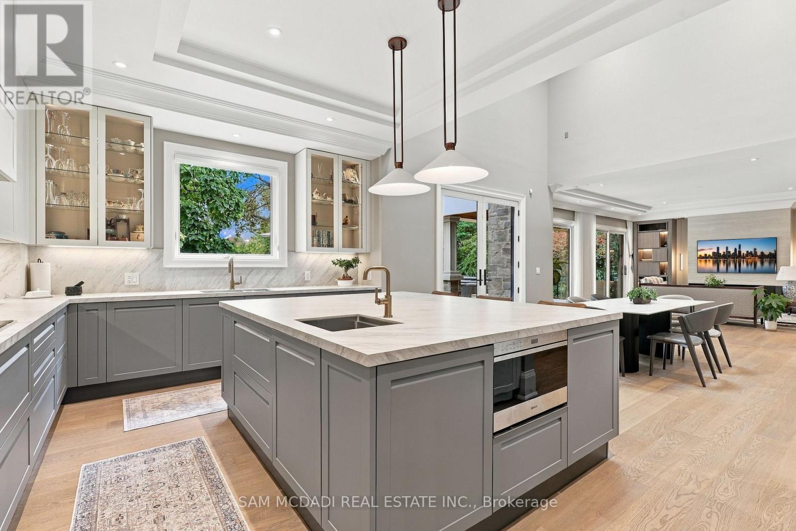 902 PARKLAND AVENUE - Image 13