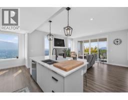 Foyer - 5120 Turtle Pond Court, Vernon, BC V1T2T9 Photo 19