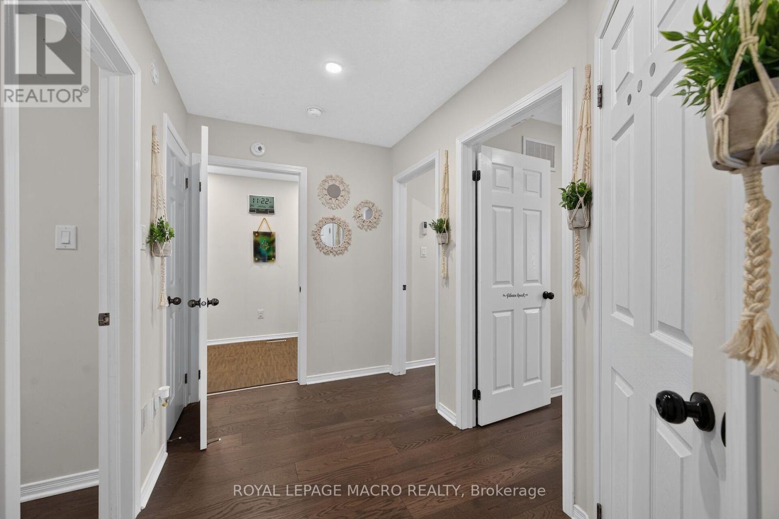 119 GOWLAND DRIVE - 30