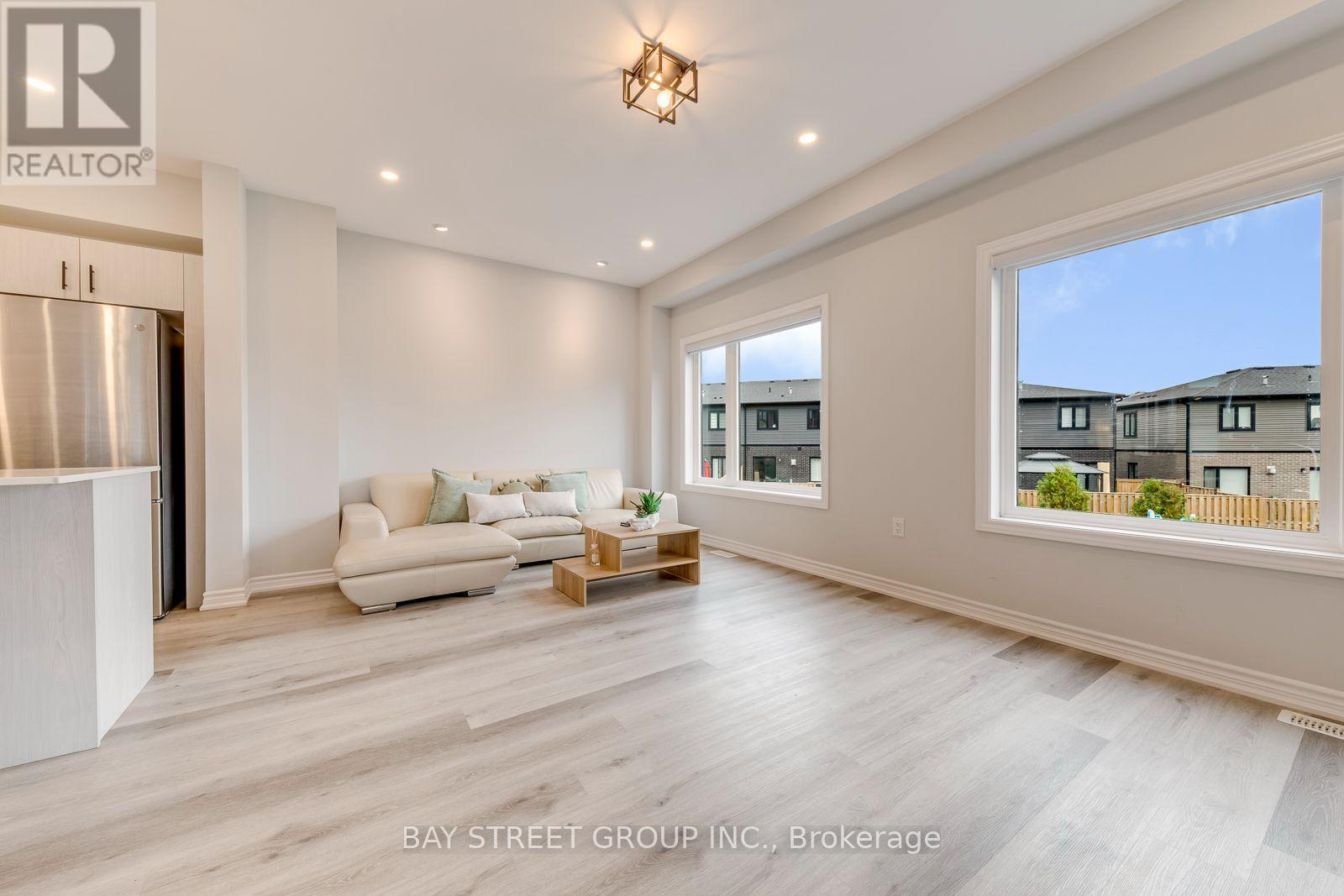 55 Sentinel Lane, Hamilton, ON photo 13