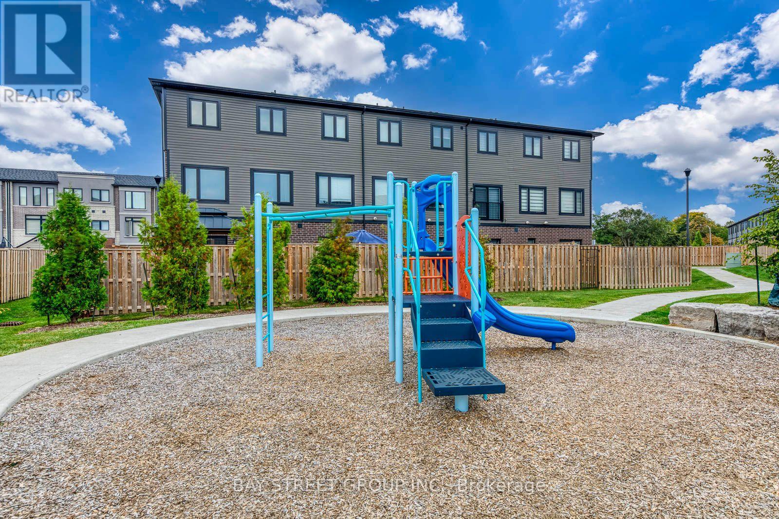 55 Sentinel Lane, Hamilton, ON photo 50