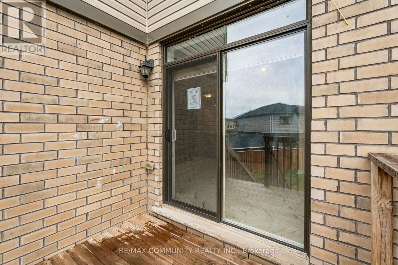 88 SUNDIN DRIVE - 24