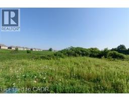 28 Madonna Drive, Hamilton, ON L9B0H1 Photo 14