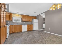 109 Sherbrooke Avenue, Bridgewater, NS B4V4E9 Photo 10