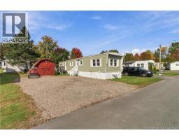 23 Douglas Crescent, photo 5