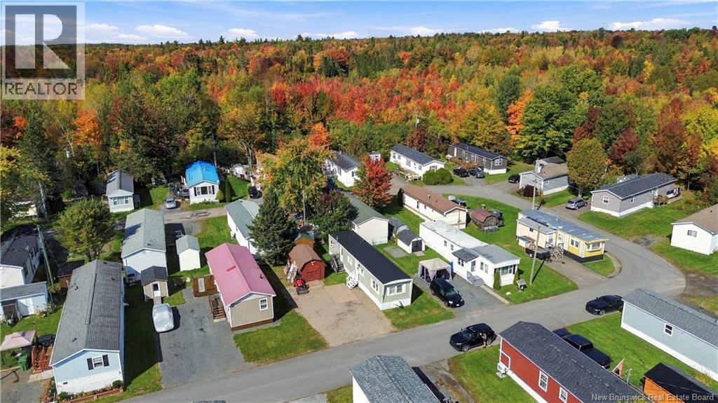 23 Douglas Crescent - 2