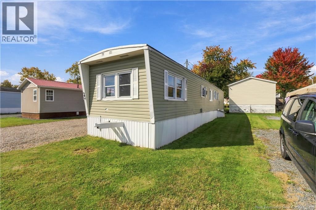 23 Douglas Crescent - 8
