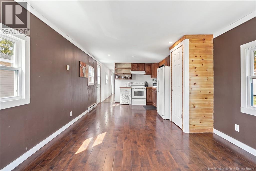 23 Douglas Crescent - 11