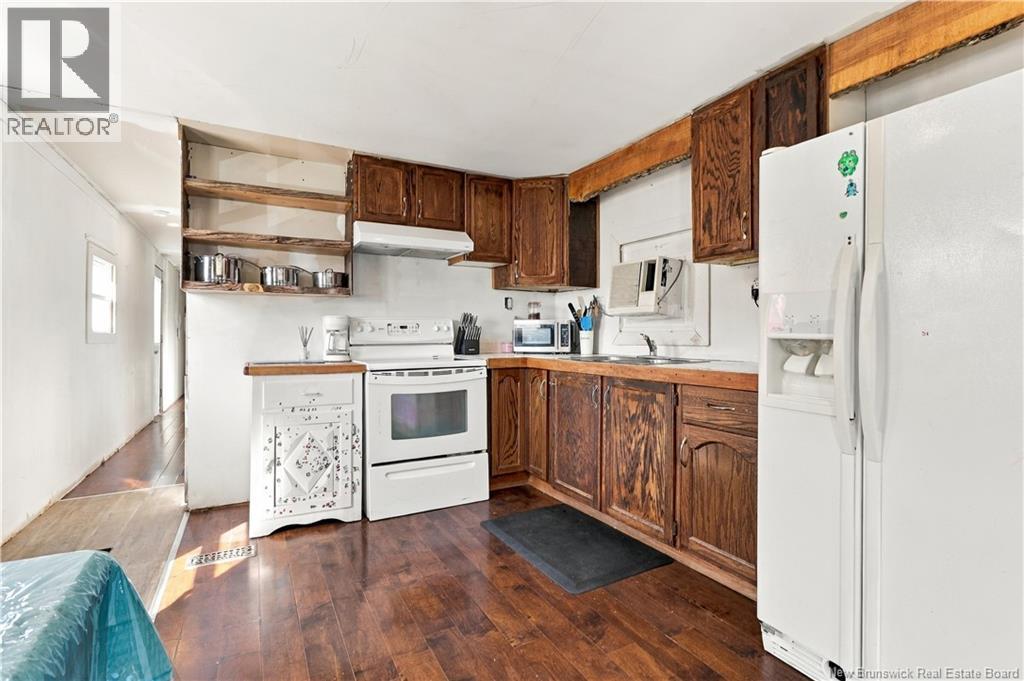 23 Douglas Crescent - 14