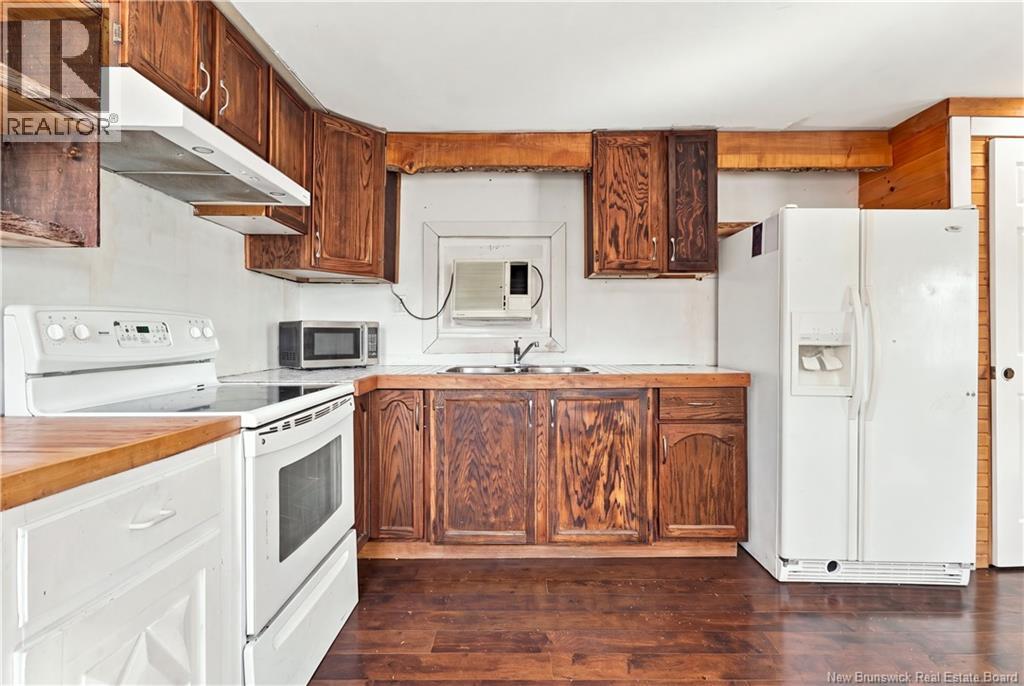23 Douglas Crescent - 15