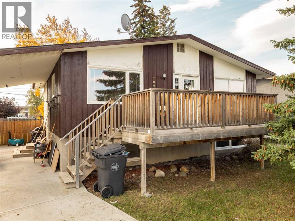 786 Isabel Crescent - 3