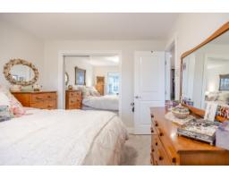 305 15389 Roper Avenue, White Rock, BC V4B2G2 Photo 26